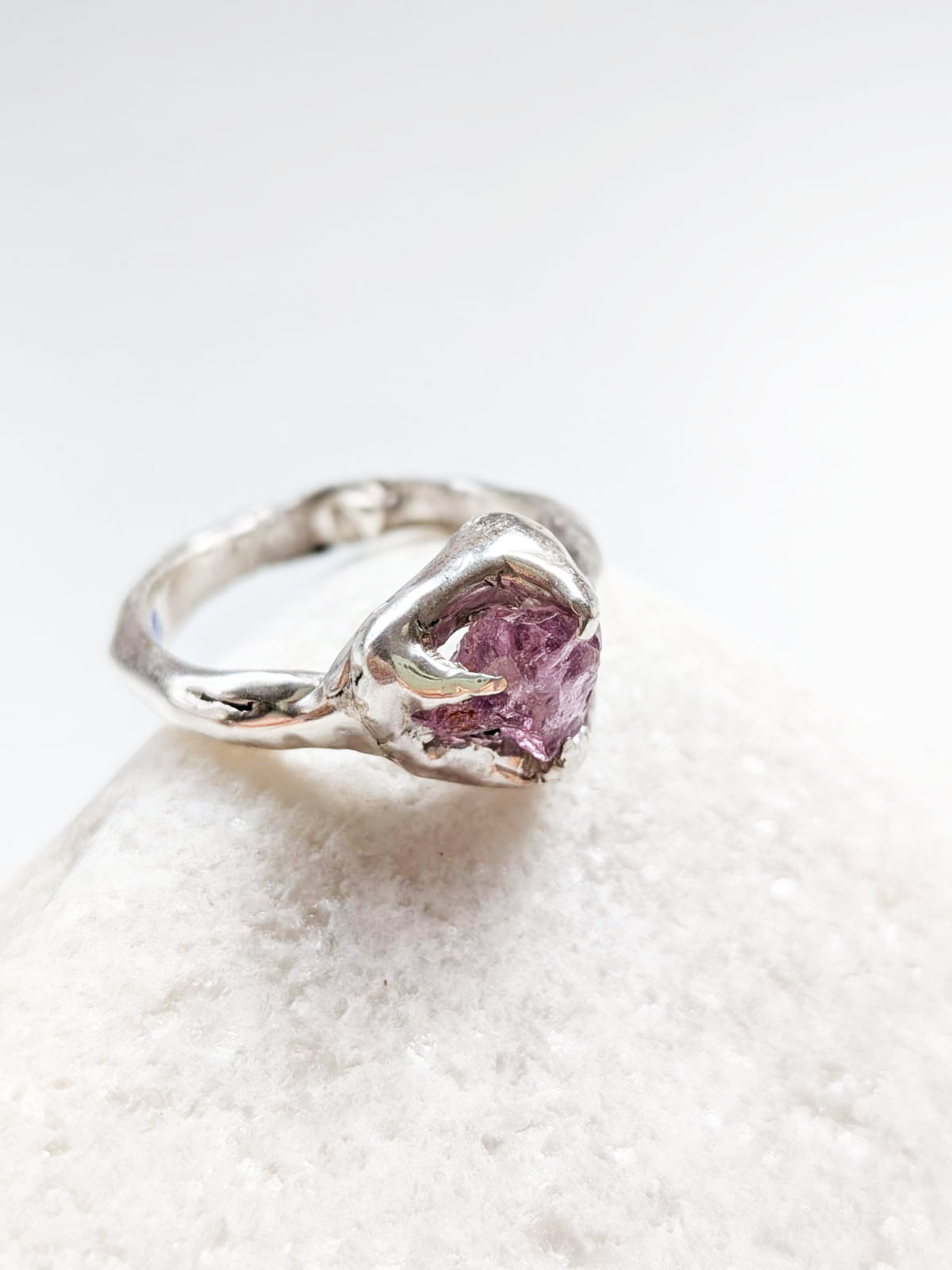 SPINELA Anillo- Pieza única espinela rosa y plata de ley